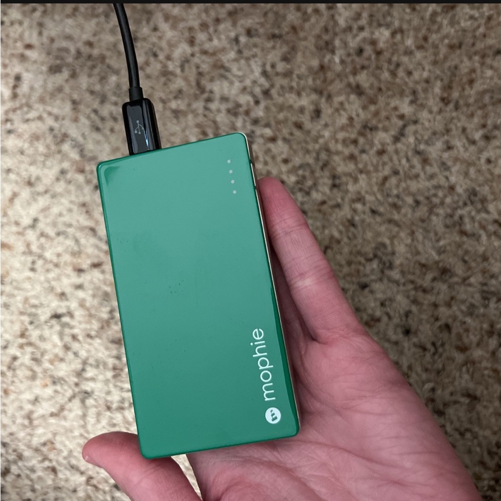 Mophie charger powerstation mini